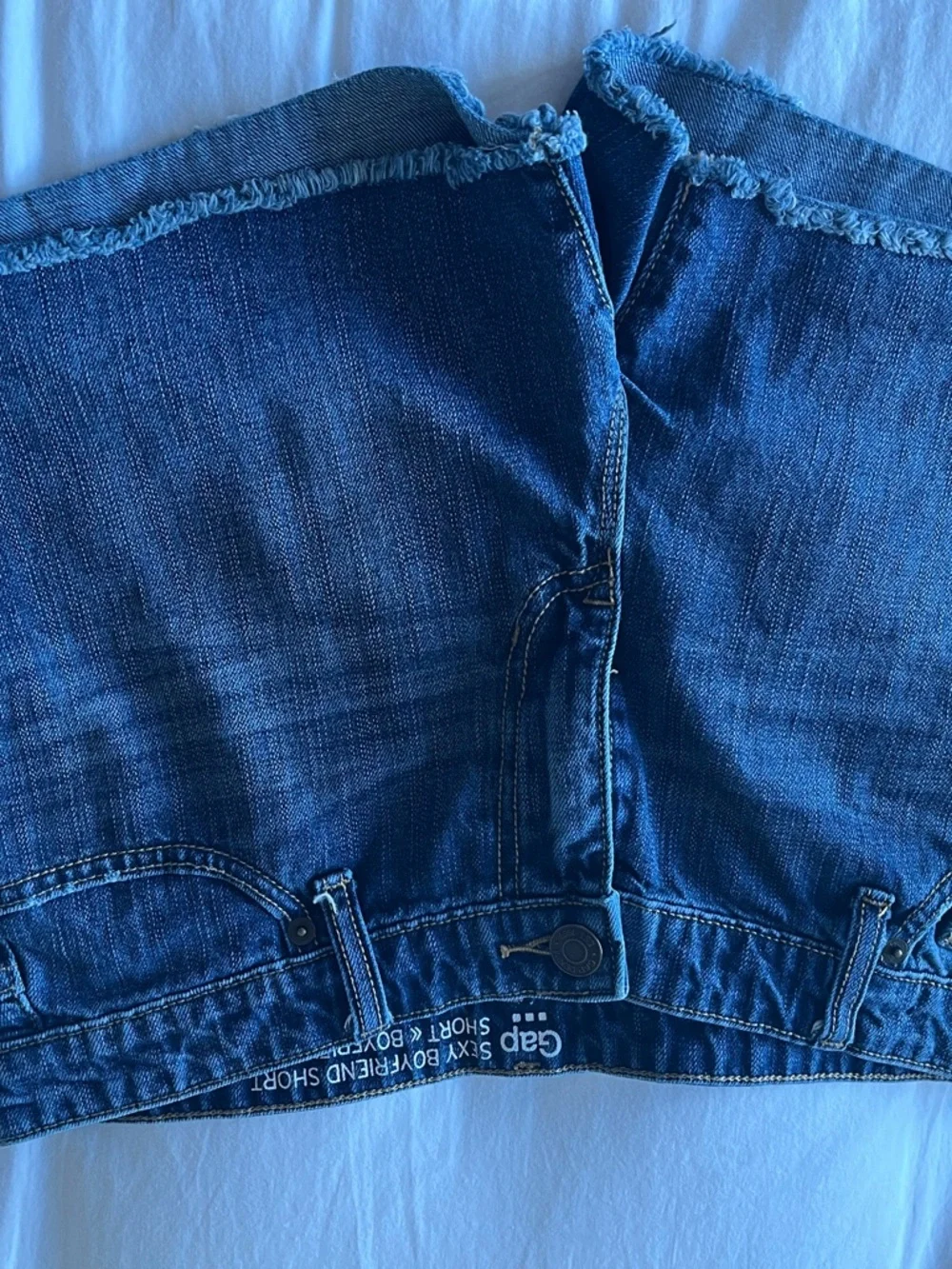 GAP Blue Denim Jean Shorts - Picture 3 of 3